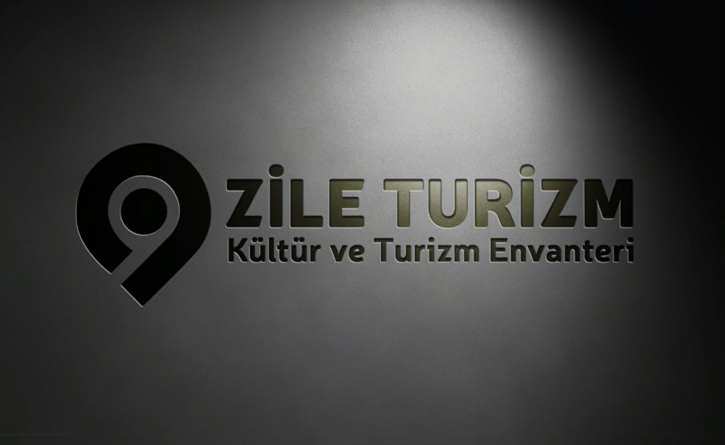 Kınalı Ali Anıtı